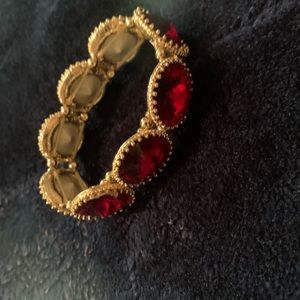 Women's bracelet